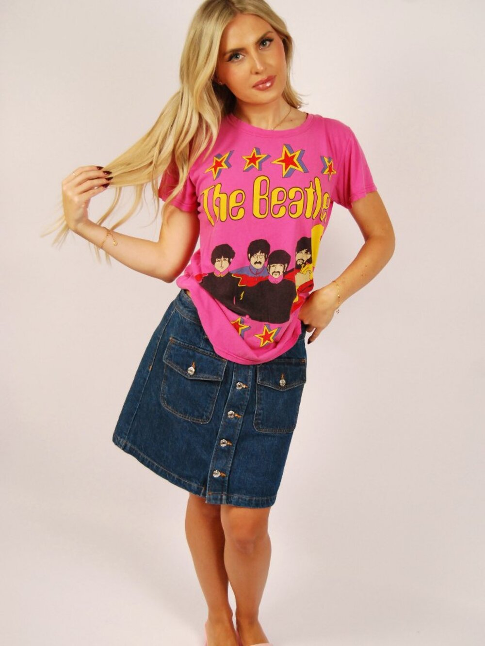 Y2K The Beatles T-Shirt (M) medium vintage pink Yellow Submarine fitted retro